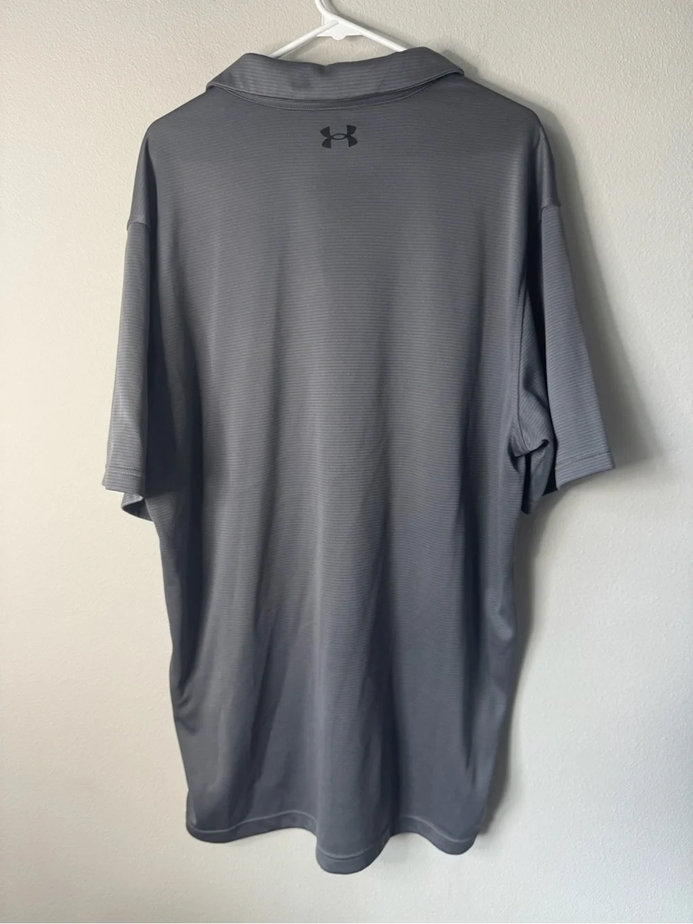 Under Armour Polo Shirt Mens 2XL Gray HeatGear Golf‎ Athletic Performance
